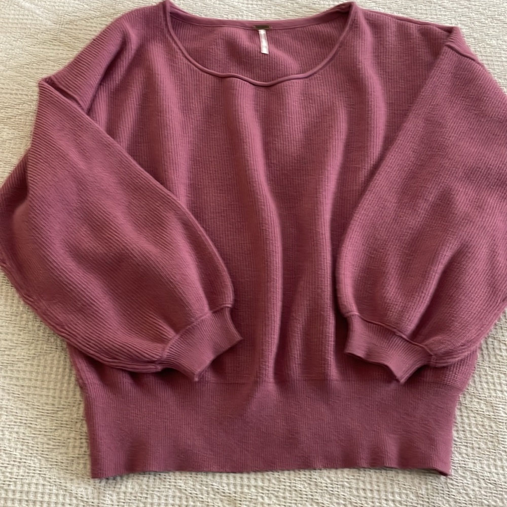 Free People soft pullover sweater in Mulberry.  Oversized Medium